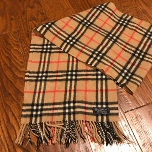 Burberry vintage nova check cashmere scarf